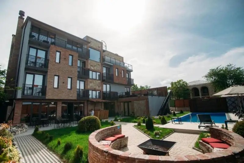 BOUTIQUE HOTEL KVIRIA