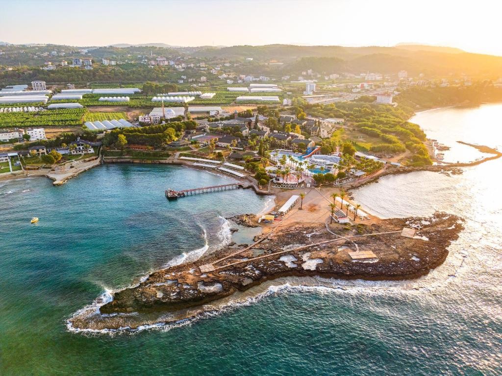 OZ HOTELS INCEKUM BEACH HOTEL