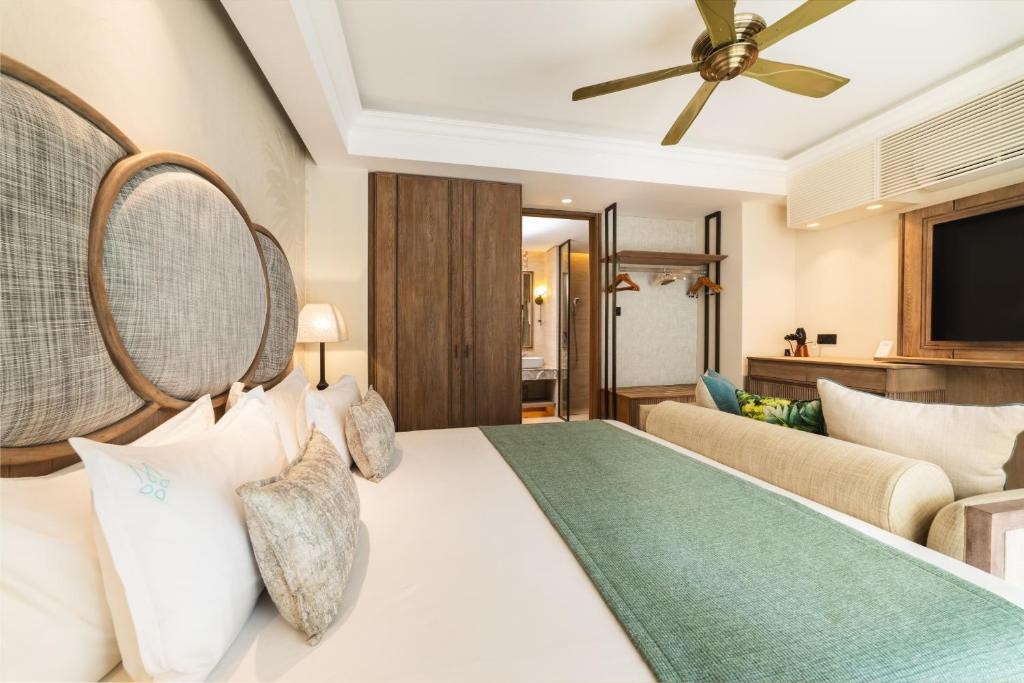 MARADIVA VILLAS RESORT & SPA