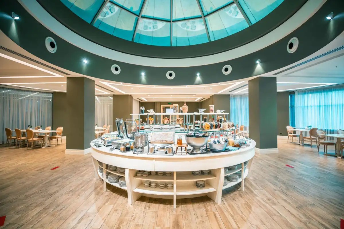 FLY INN BAKU (EX.SHERATON BAKU AIRPORT)