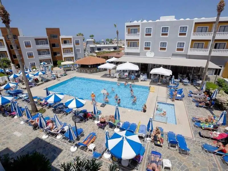 KEFALOS DAMON HOTEL APART