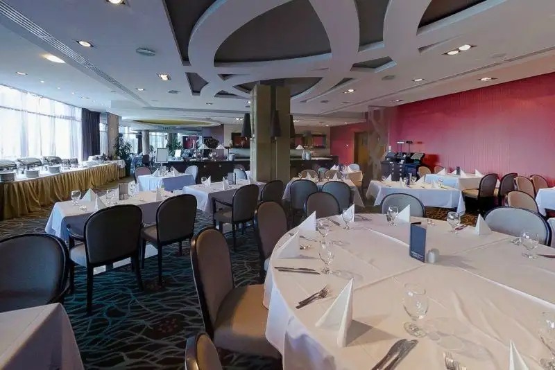 SALIRIS RESORT SPA & KONFERENCIA 