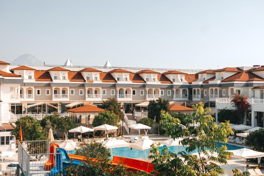 VIKING GARDEN HOTEL (EX. GARDEN RESORT BERGAMOT)