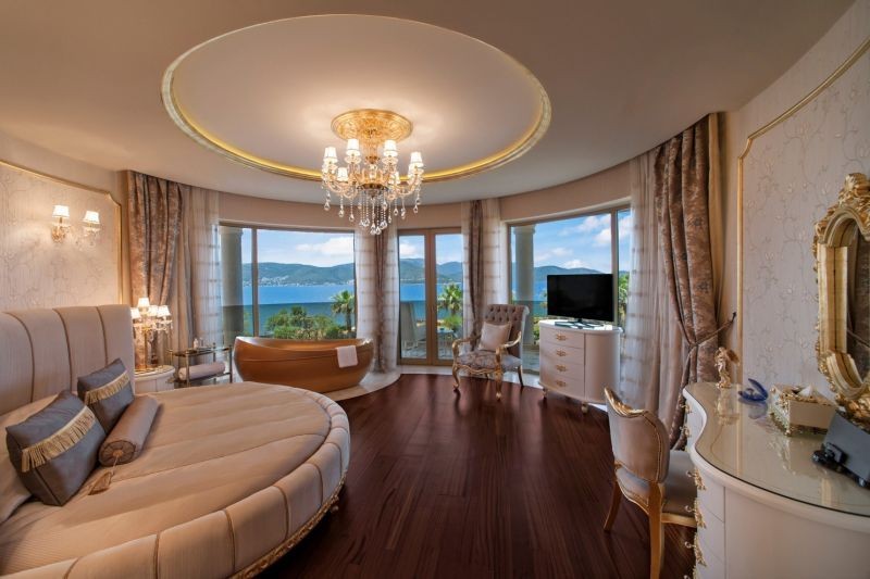 grand villa sea view