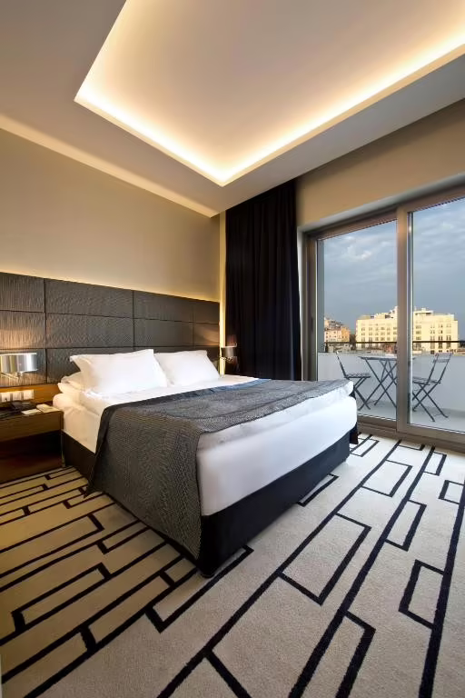 CIHANGIR HOTEL BOSPHORUS