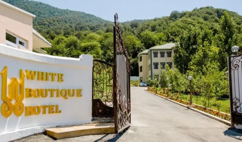 WHITE BOUTIQUE HOTEL