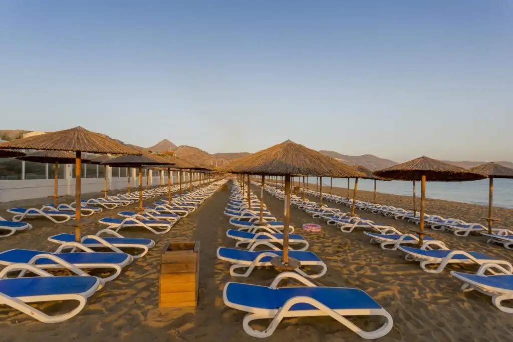 DESSOLE DOLPHIN BAY RESORT (EX. DOLPHIN BAY)