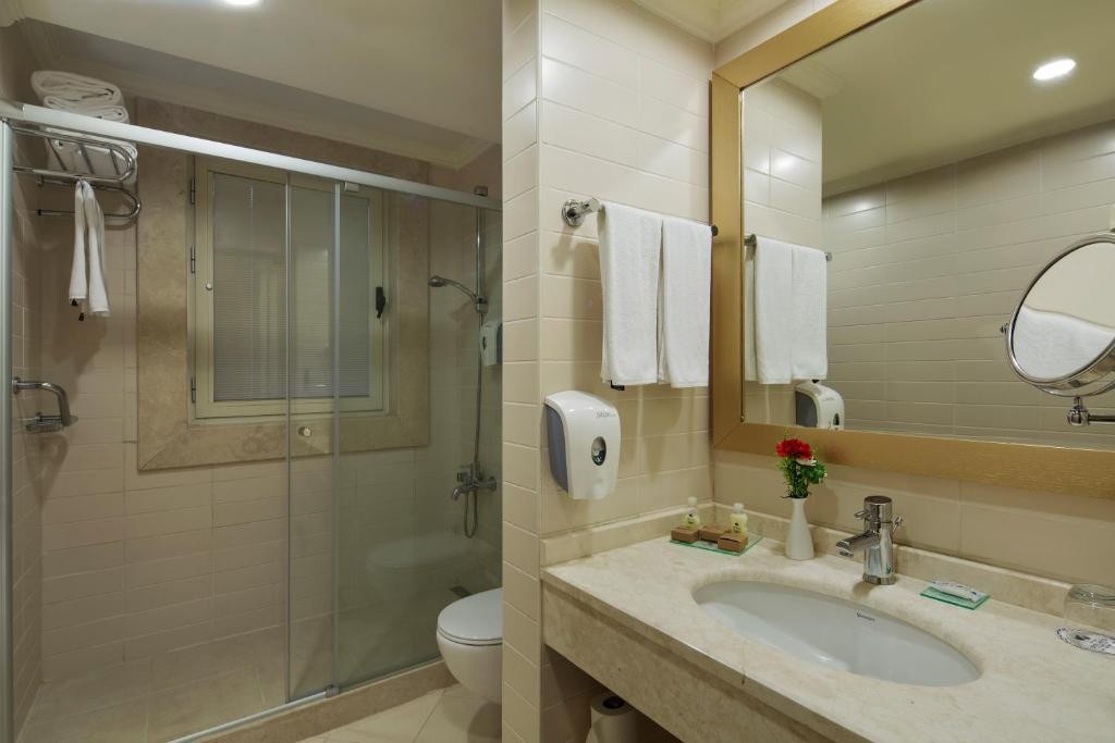 CRYSTAL FAMILY COMFORT COLLECTION (EX. CRYSTAL FAMILY RESORT & SPA)