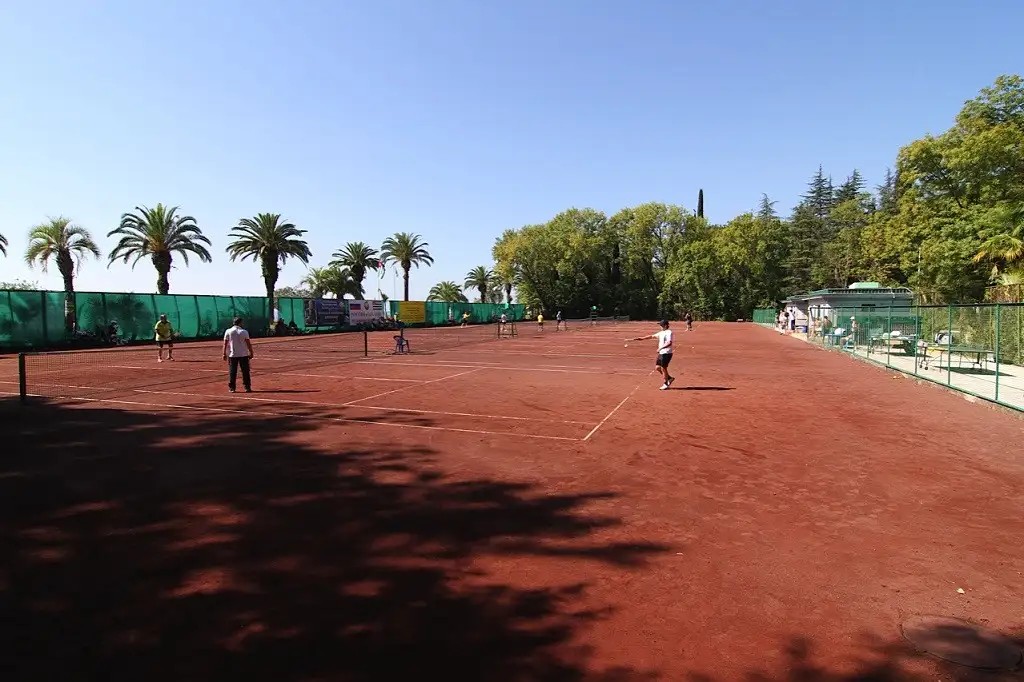 КОНТИНЕНТ ГАГРА