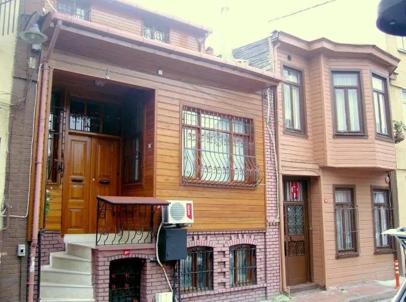 OTTOMAN ELEGANCE
