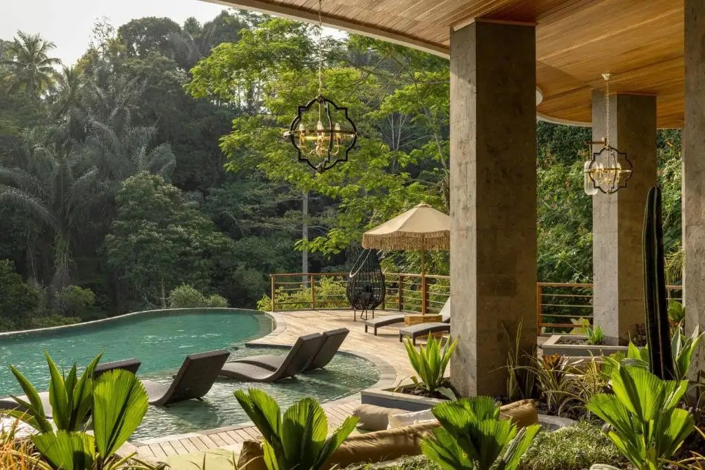 CICADA LUXURY RESORT UBUD