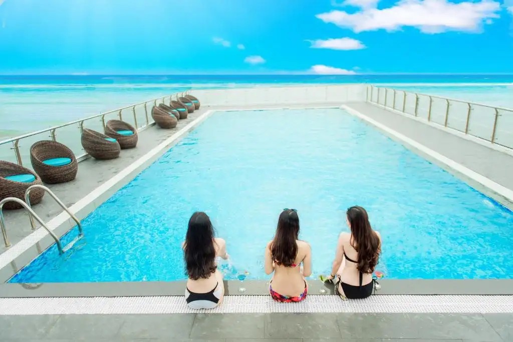 YARRA OCEAN SUITE DANANG
