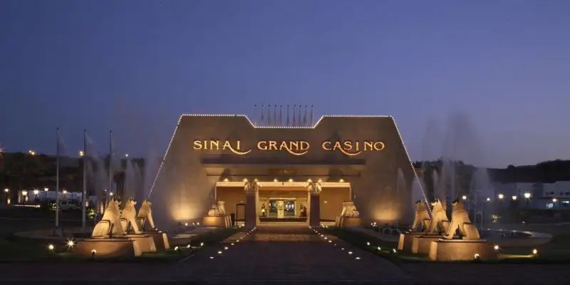 ROYAL HOLIDAY BEACH RESORT (EX. SONESTA BEACH RESORT)