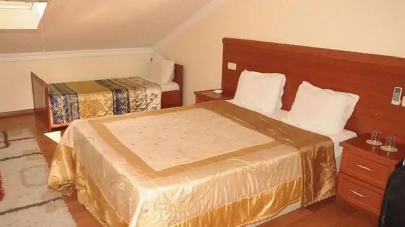 FAMILY HOTEL