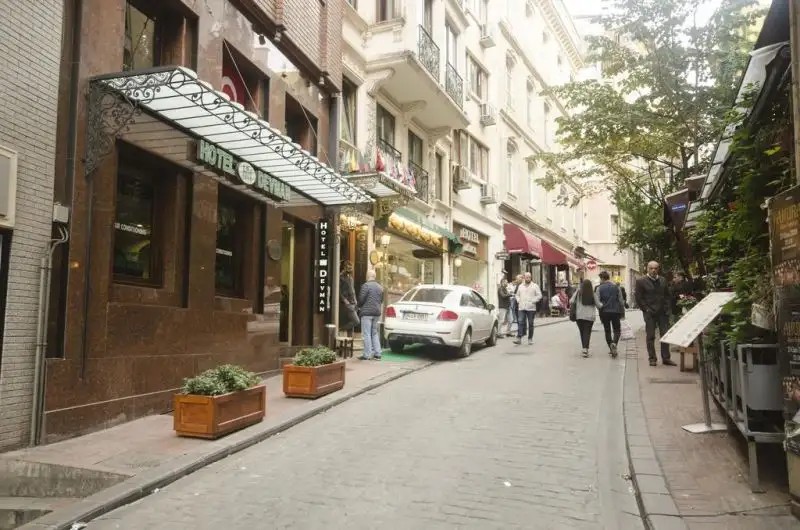 DEVMAN HOTEL