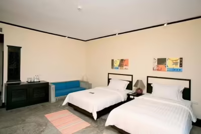 TALAY KARON BEACH RESORT (EX. RAMADA RESORT KARON BEACH)