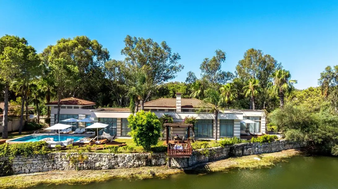 KEMPINSKI HOTEL THE DOME 