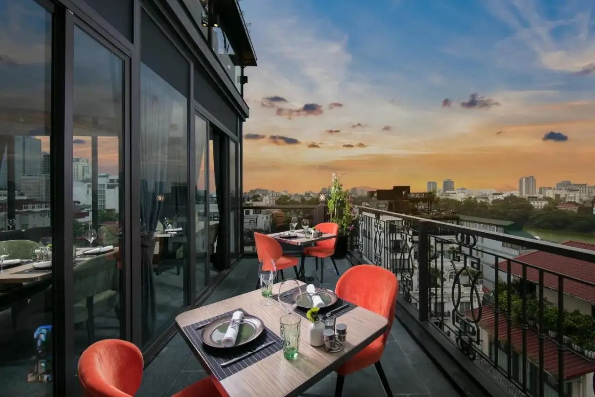 AURORA PREMIUM HOTEL & SPA HANOI