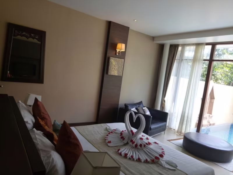 PAWANTHORN LUXURY POOL VILLA SAMUI