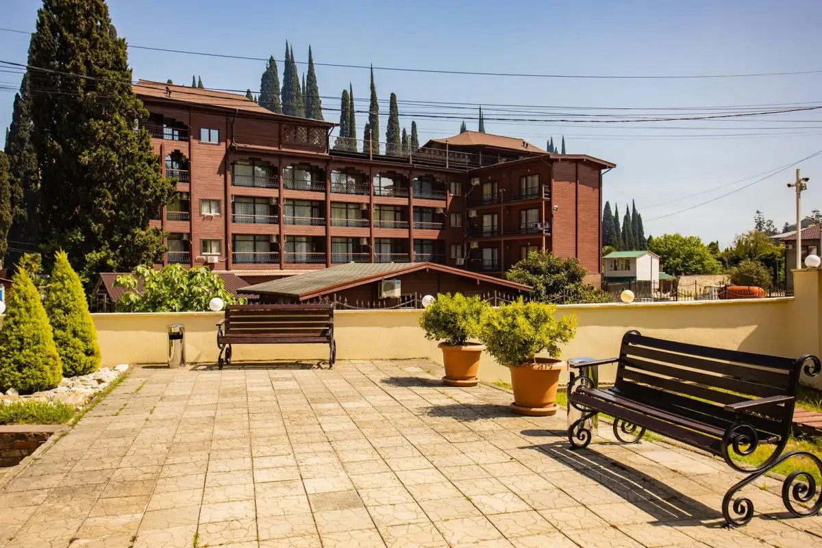 НИКОПОЛИ (БЫВШ. ОЛИВА)