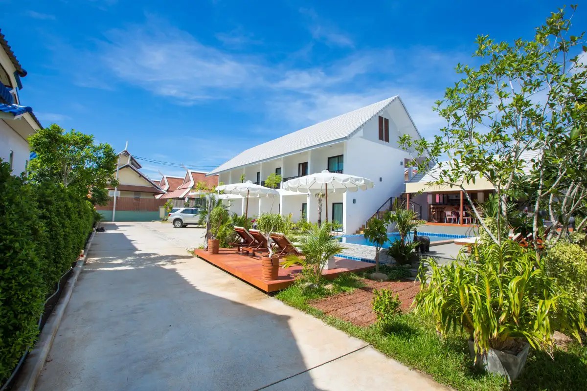 I-SAMUI LAMAI BEACH