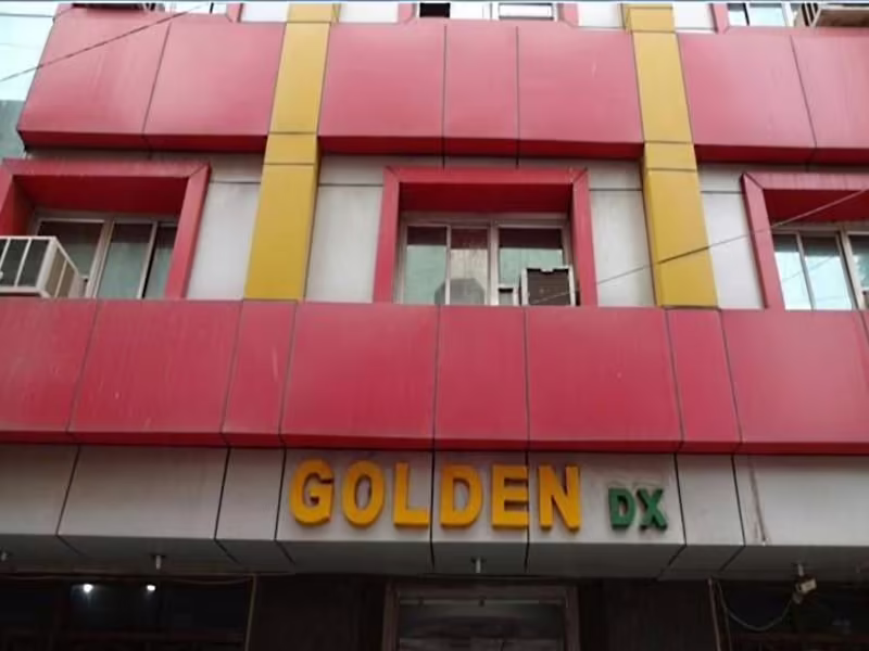 GOLDEN DELUXE