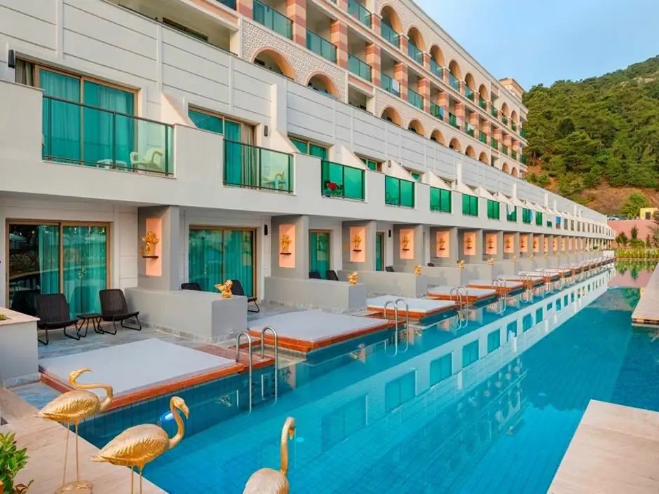 DOSINIA LUXURY RESORT