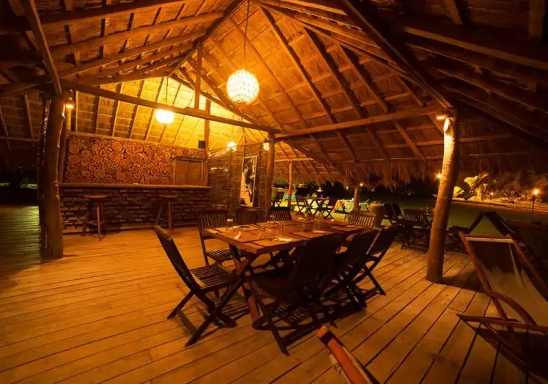 BAR REEF RESORT