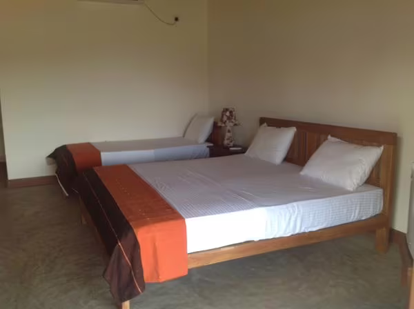 PALM BEACH NILAVELI