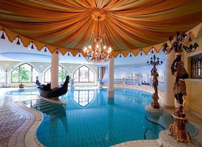 DAS CENTRAL ALPINE. LUXURY. LIFE