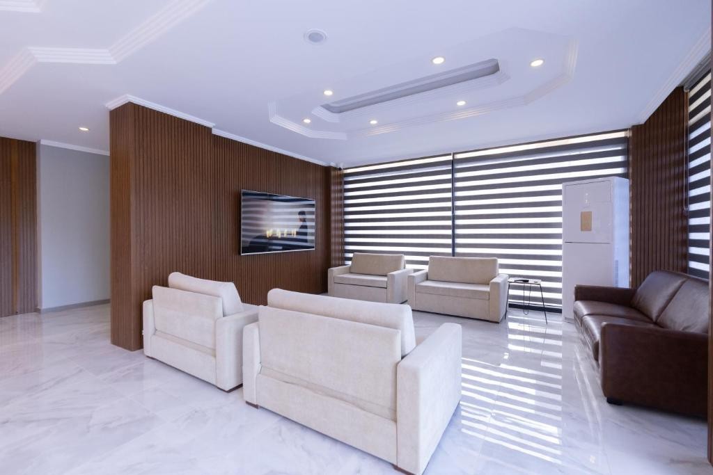 THREE POINTS HOTEL