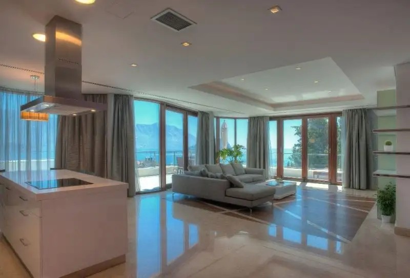 ALEXANDAR MONTENEGRO LUXURY SUITES & SPA