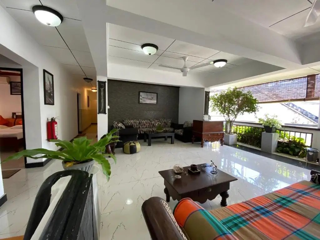 BEACH WALK HOTEL