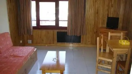 LAKE PLACID APARTMENTS