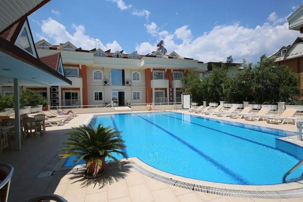 ERAMAX (EX. SAVROSE SUITE HOTEL)