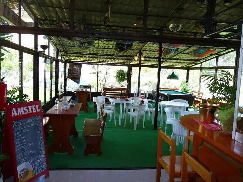 ROSE GARDEN APARTMENTS