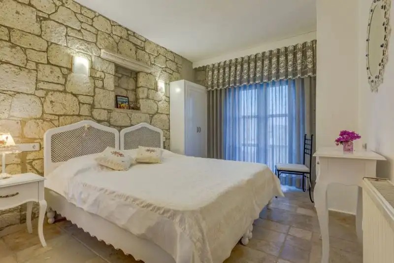 VILLA FORA HOTEL