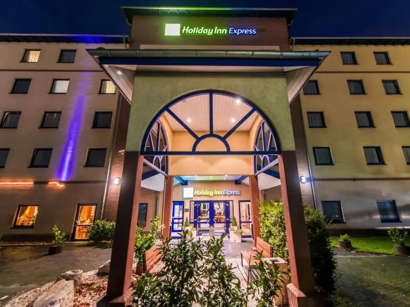 HOLIDAY INN EXPRESS COLOGNE TROISDORF