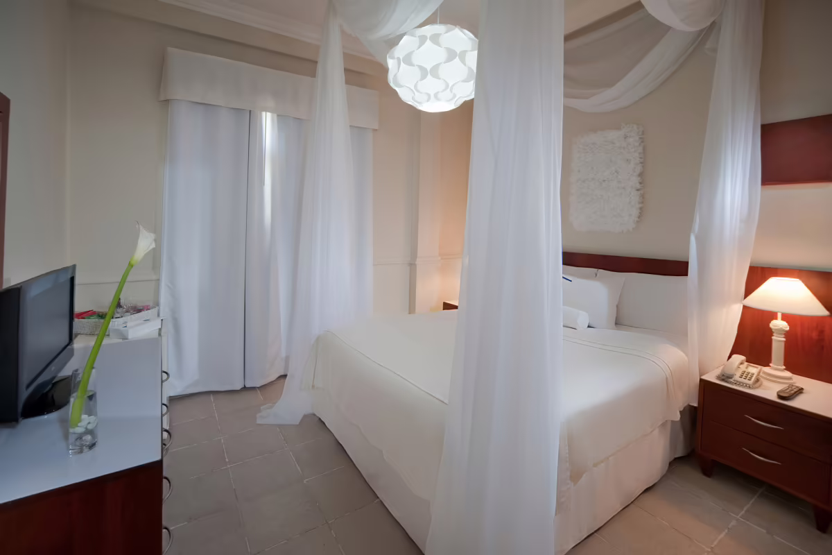 HODELPA CARIBE COLONIAL