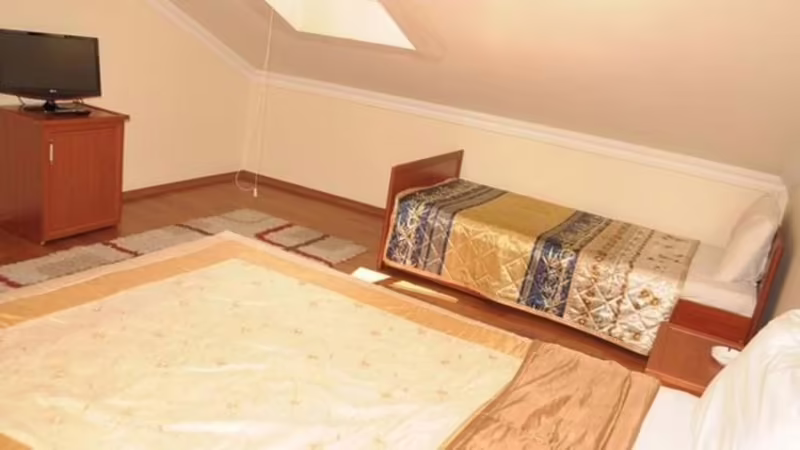 FAMILY HOTEL