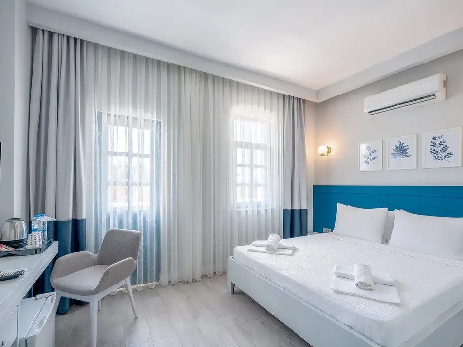 KAS MARIN HOTEL