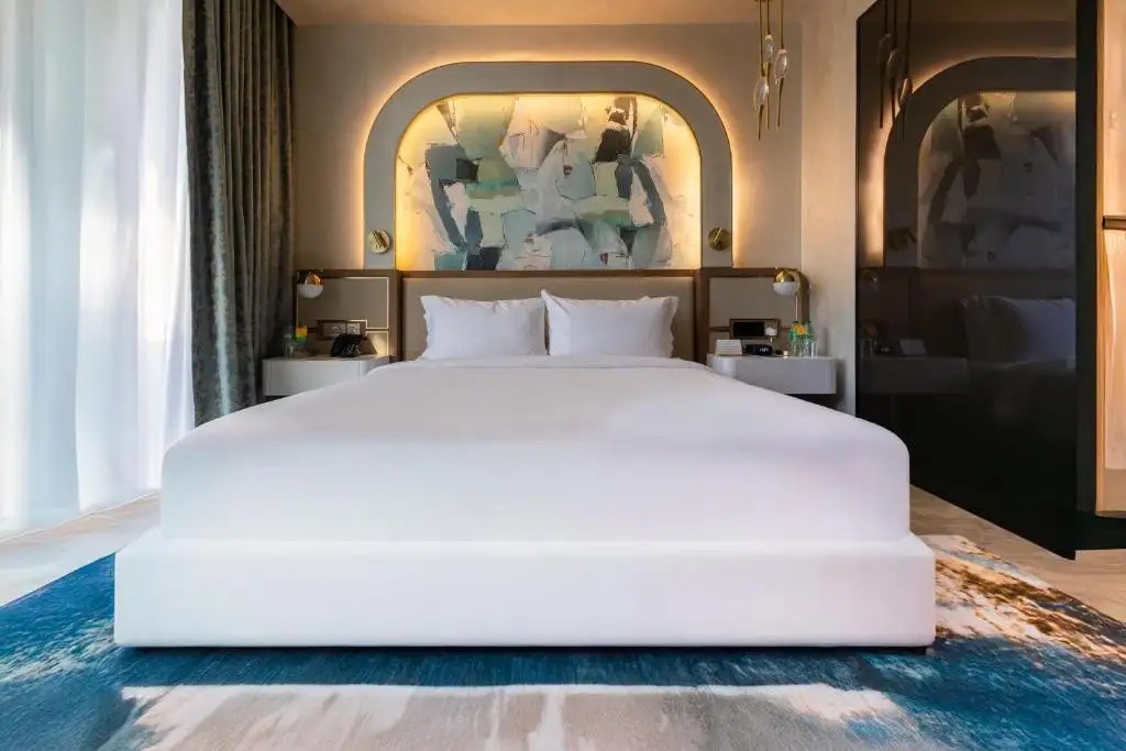 VOCO DUBAI NICE THE HEART OF EUROPE