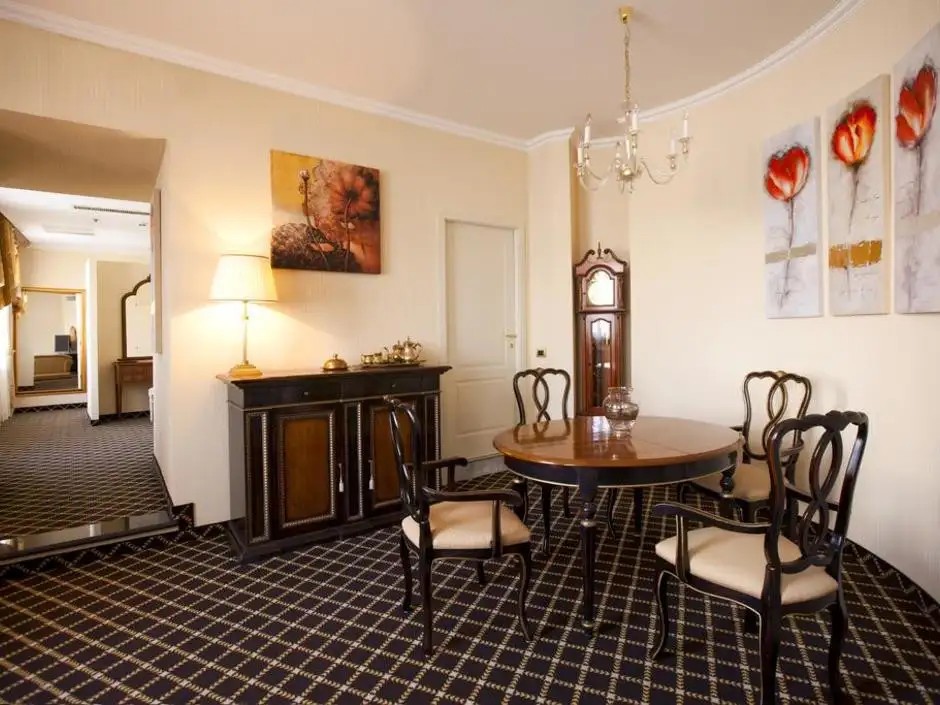 GRAND HOTEL YEREVAN (EX. ROYAL TULIP GRAND HOTEL)