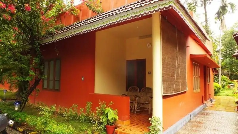 DESHADAN CLIFF & BEACH RESORT