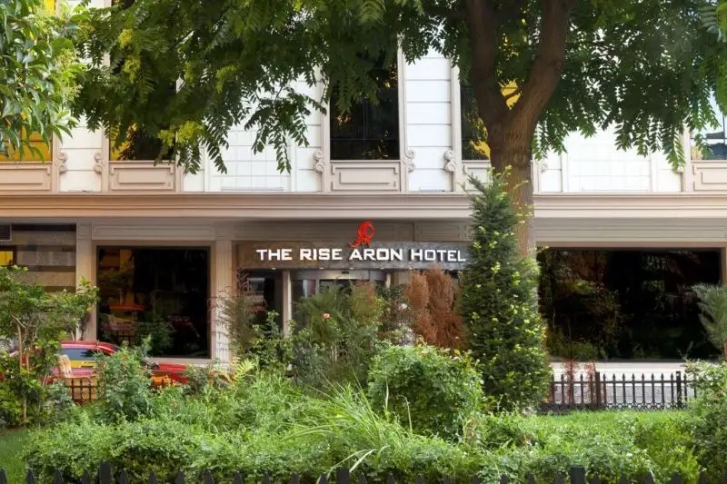 THE RISE ARON BUSINESS HOTEL MERTER