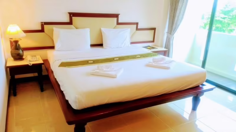 MEI ZHOU PHUKET