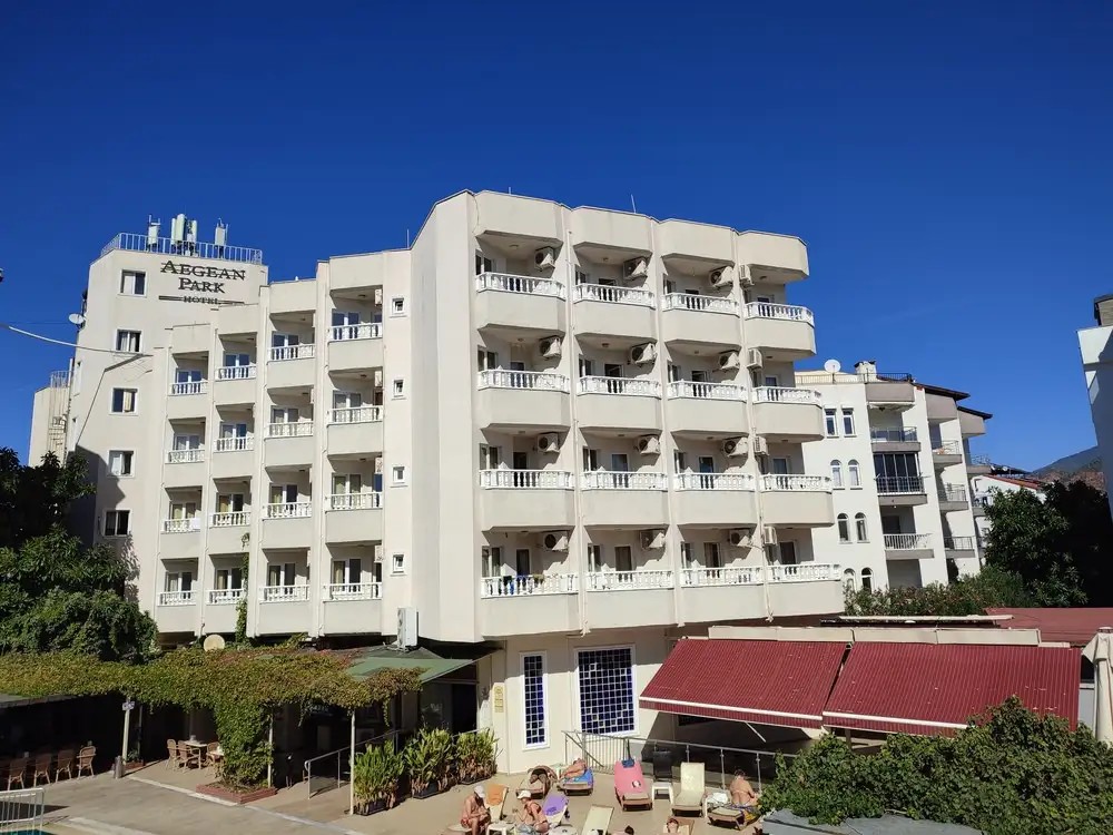 OSCAR MARMARIS