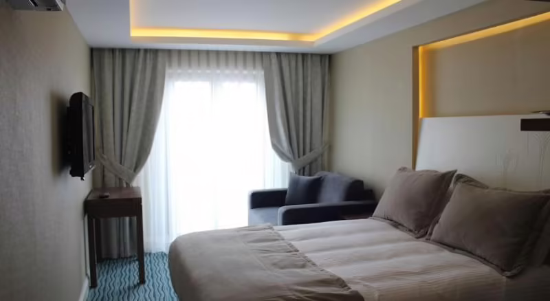 ASTON RESIDENCE
