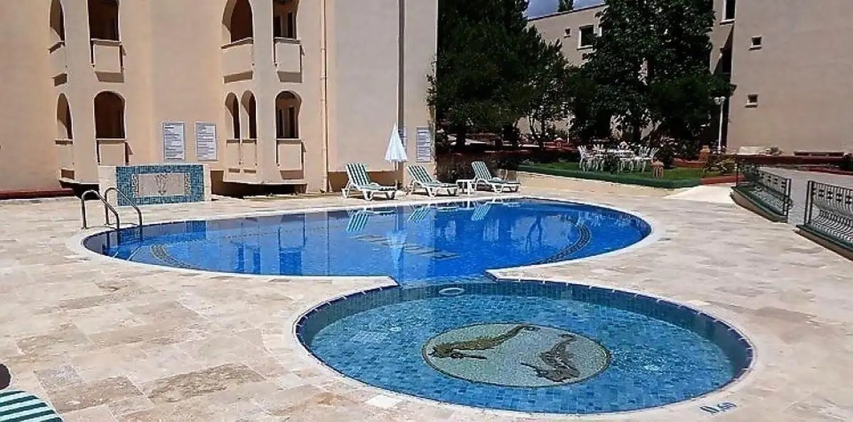 FLORIA HOTEL