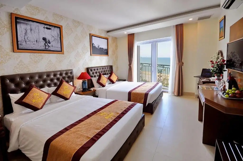 BOSS HOTEL